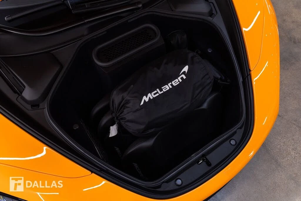 2024 McLaren 750S Spider - Image 8 of 31