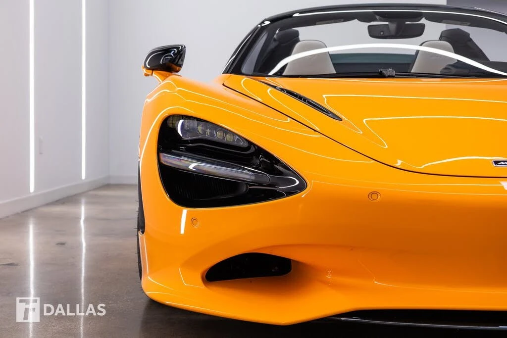 2024 McLaren 750S Spider - Image 7 of 31