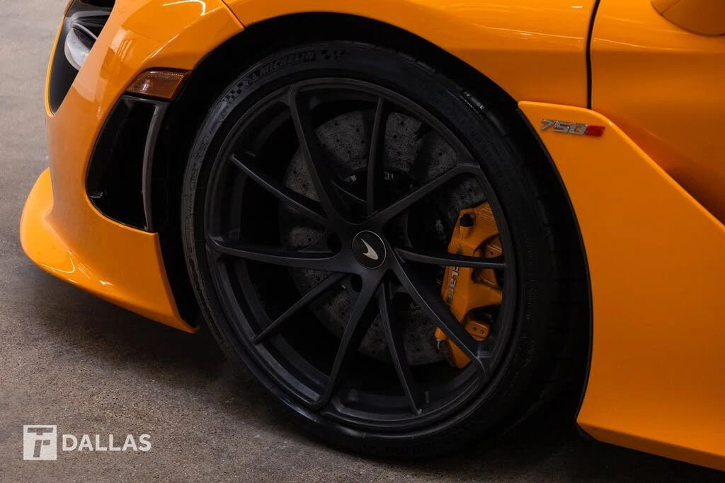 2024 McLaren 750S Spider - Image 3 of 31