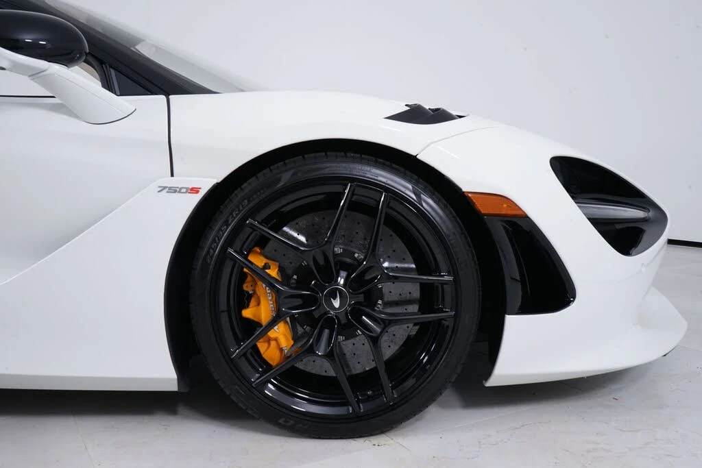 2024 McLaren 750S Spider - Image 15 of 27