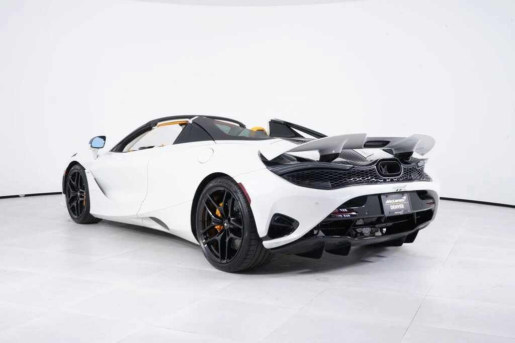 2024 McLaren 750S Spider - Image 3 of 27