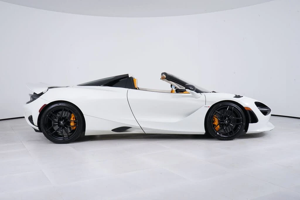 2024 McLaren 750S Spider - Image 8 of 27