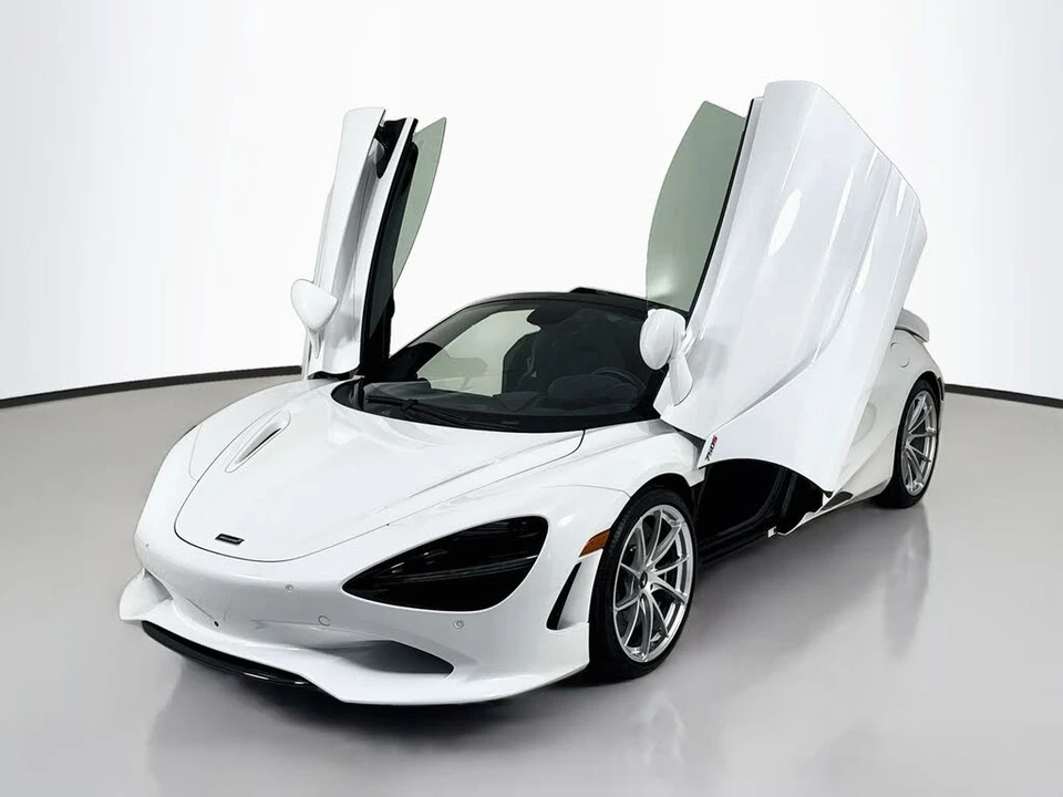 2024 McLaren 750S Spider - Image 3 of 25