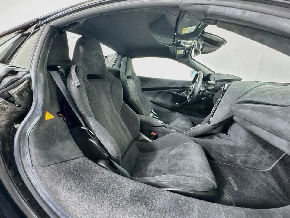 2024 McLaren 750S Spider - Image 22 of 25