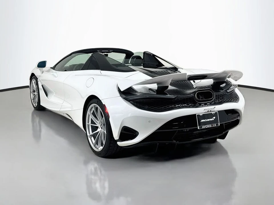 2024 McLaren 750S Spider - Image 5 of 25