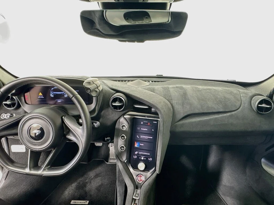 2024 McLaren 750S Spider - Image 21 of 25