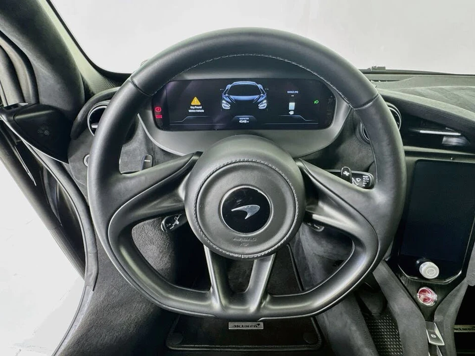 2024 McLaren 750S Spider - Image 11 of 25