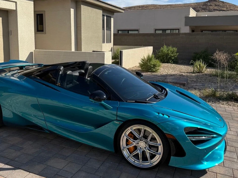 2024 McLaren 750S Spider - Image 6 of 31