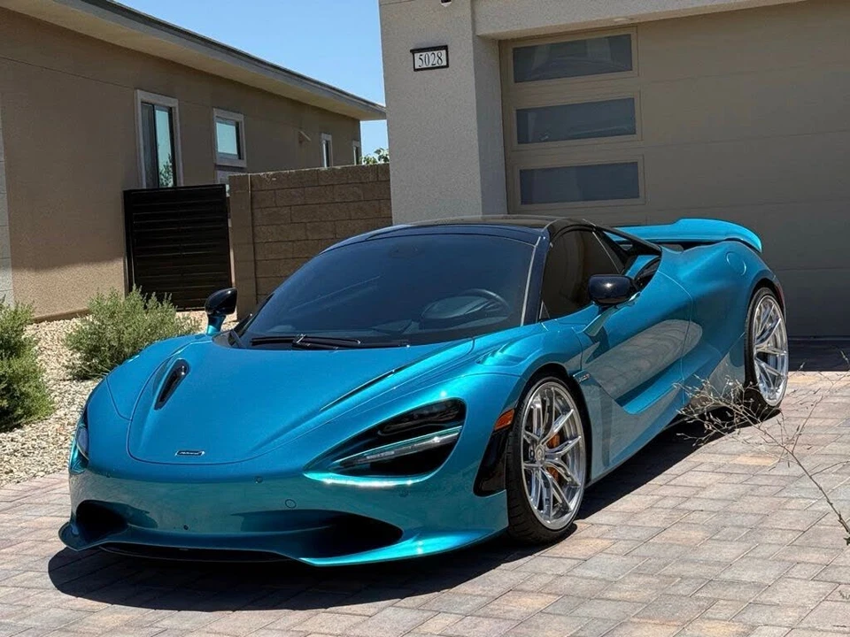 2024 McLaren 750S Spider - Image 3 of 31