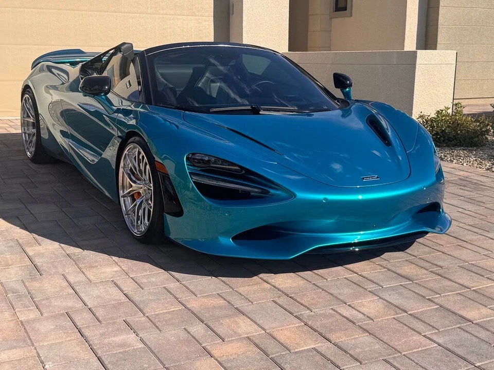 2024 McLaren 750S Spider - Image 4 of 31