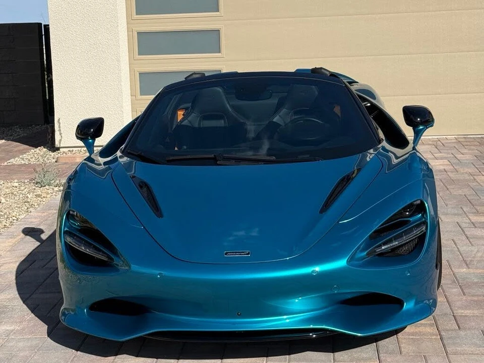 2024 McLaren 750S Spider - Image 13 of 31