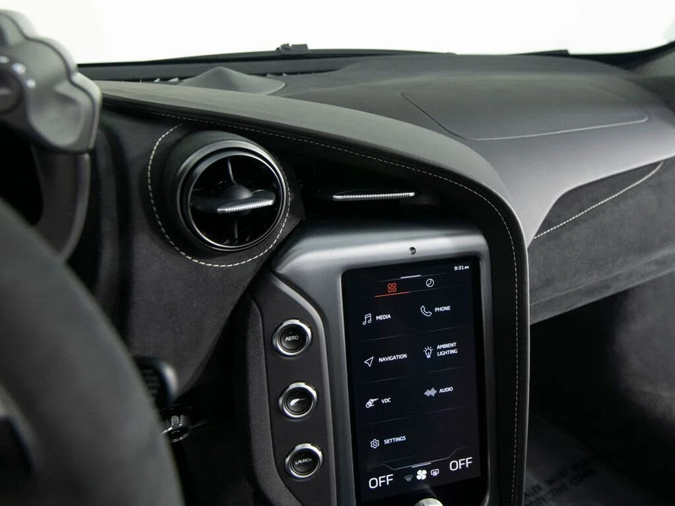 2024 McLaren 750S Spider - Image 20 of 31