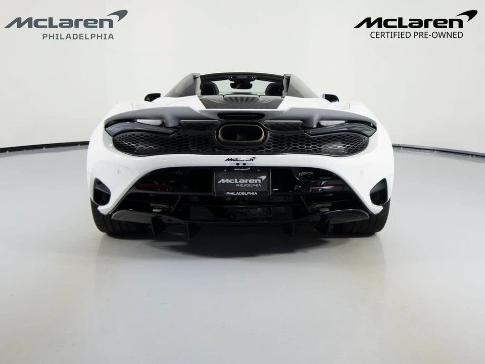 2024 McLaren 750S Spider - Image 7 of 31