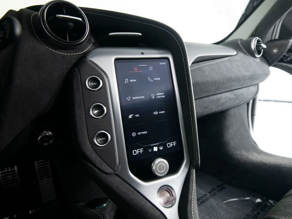 2024 McLaren 750S Spider - Image 22 of 31