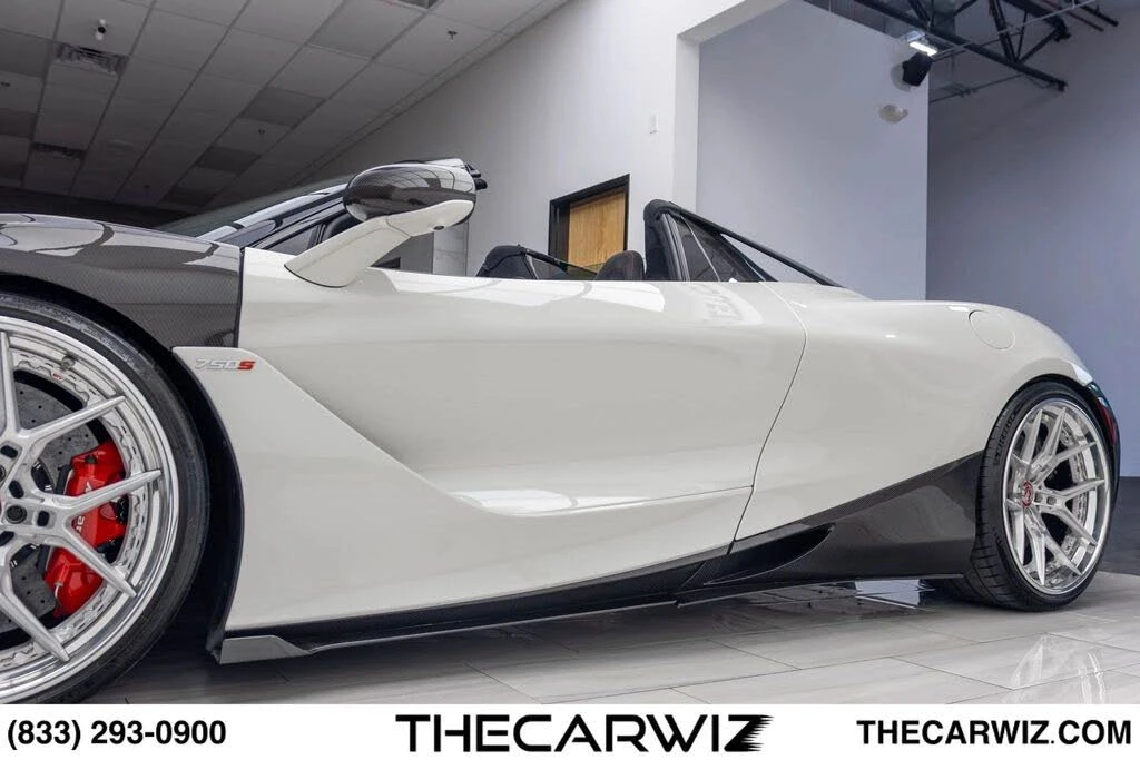 2024 McLaren 750S Spider - Image 17 of 31