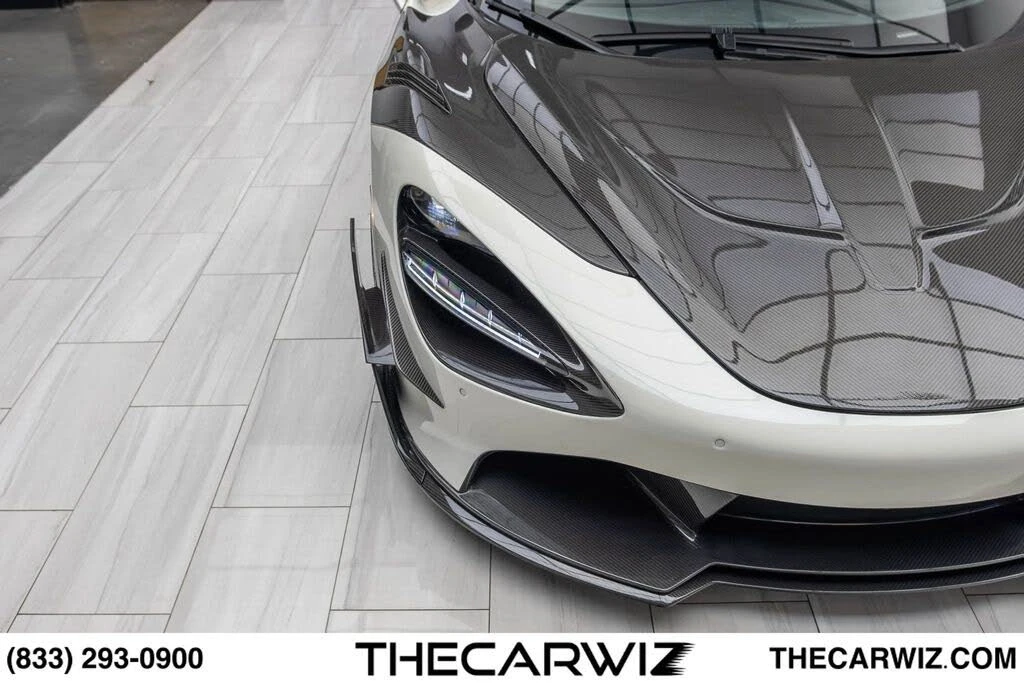 2024 McLaren 750S Spider - Image 2 of 31
