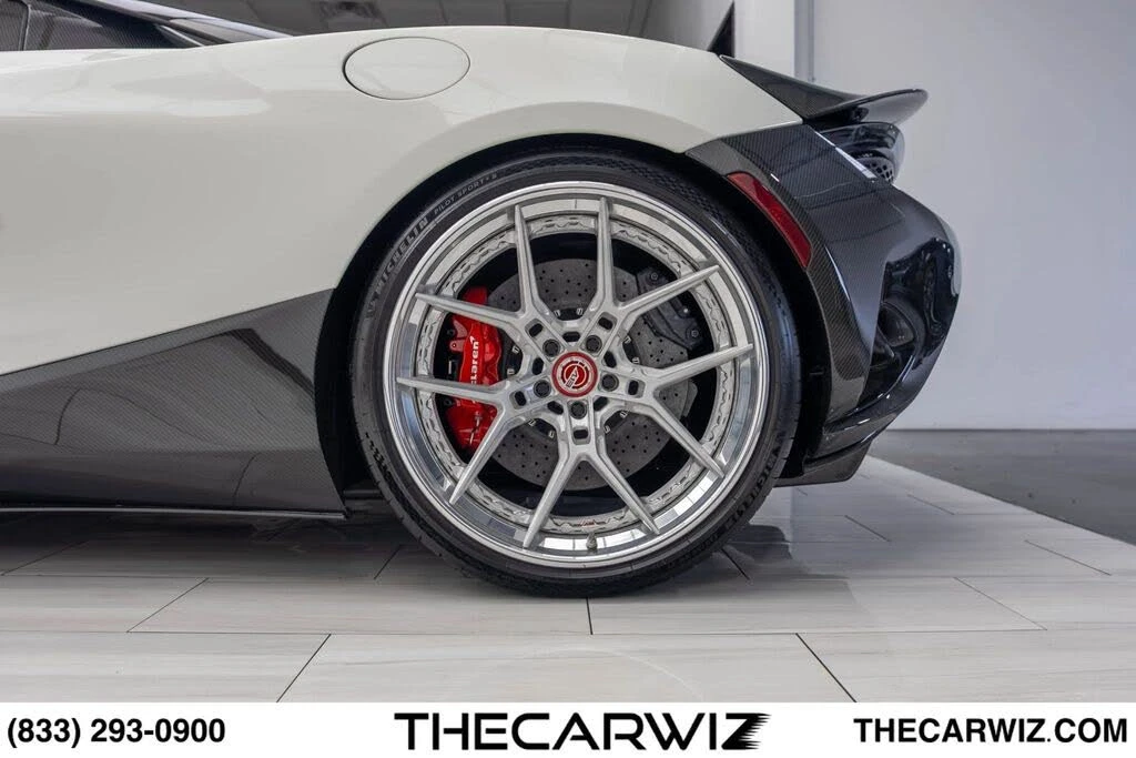2024 McLaren 750S Spider - Image 20 of 31