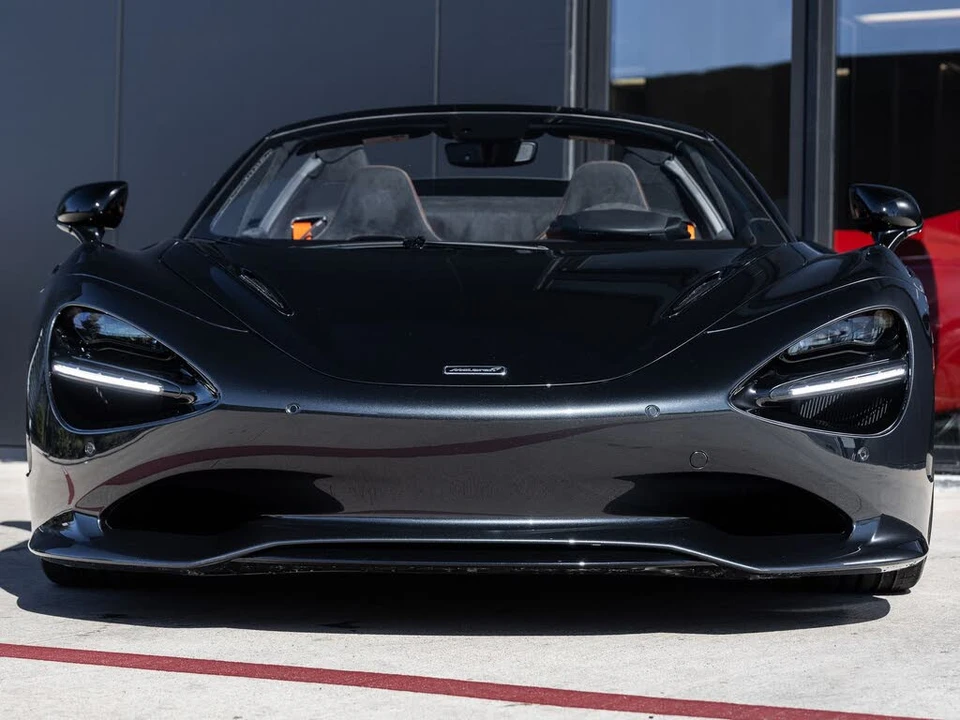 2024 McLaren 750S Spider - Image 5 of 31
