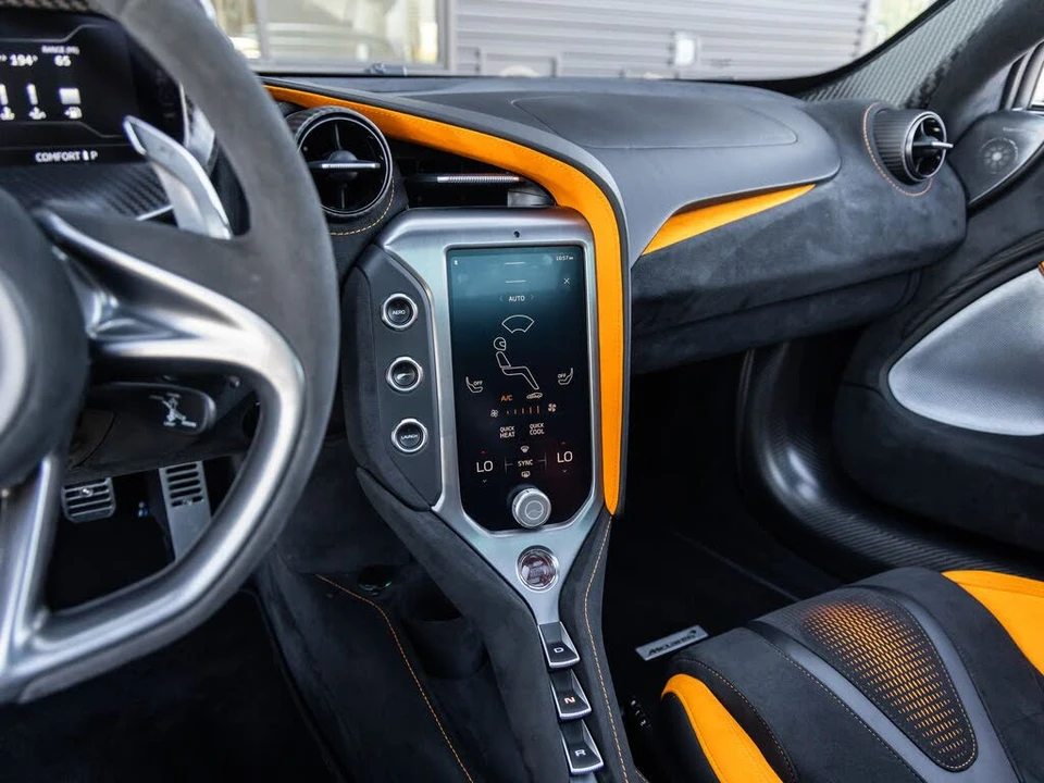 2024 McLaren 750S Spider - Image 31 of 31