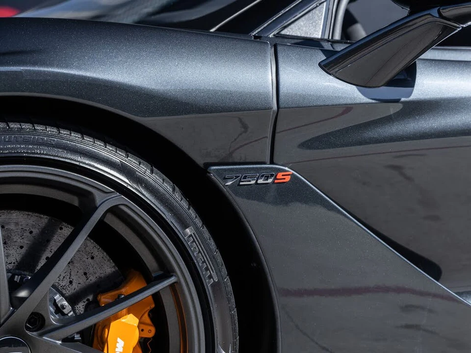 2024 McLaren 750S Spider - Image 15 of 31
