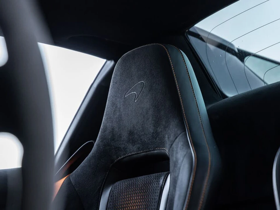 2024 McLaren 750S Spider - Image 27 of 31
