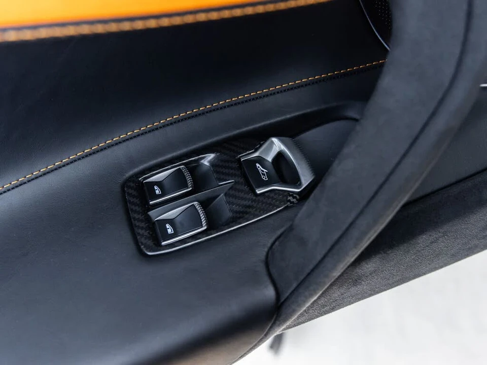2024 McLaren 750S Spider - Image 21 of 31