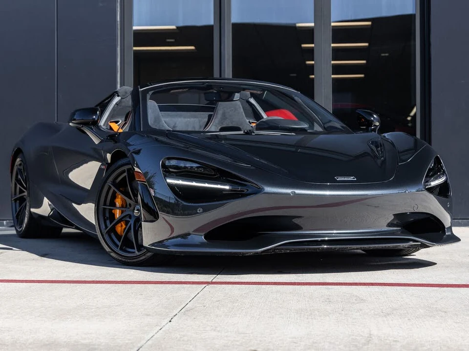 2024 McLaren 750S Spider - Image 3 of 31