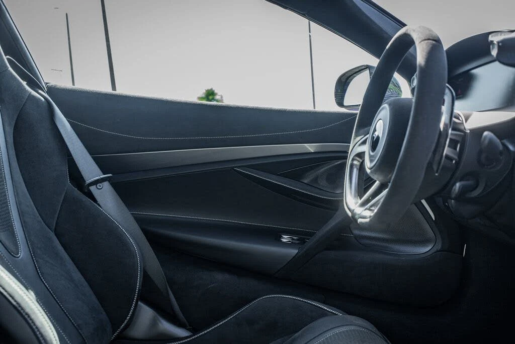 2024 McLaren 750S Spider - Image 21 of 31