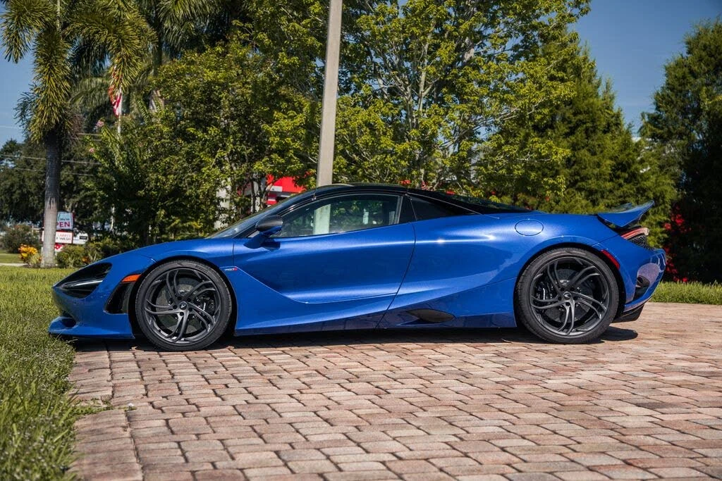 2024 McLaren 750S Spider - Image 2 of 31