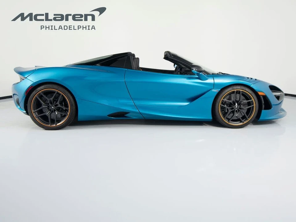 2024 McLaren 750S Spider - Image 5 of 31