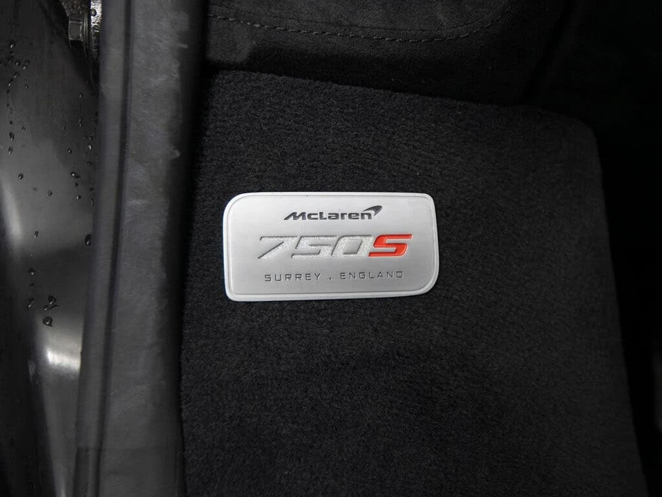 2024 McLaren 750S Spider - Image 15 of 31