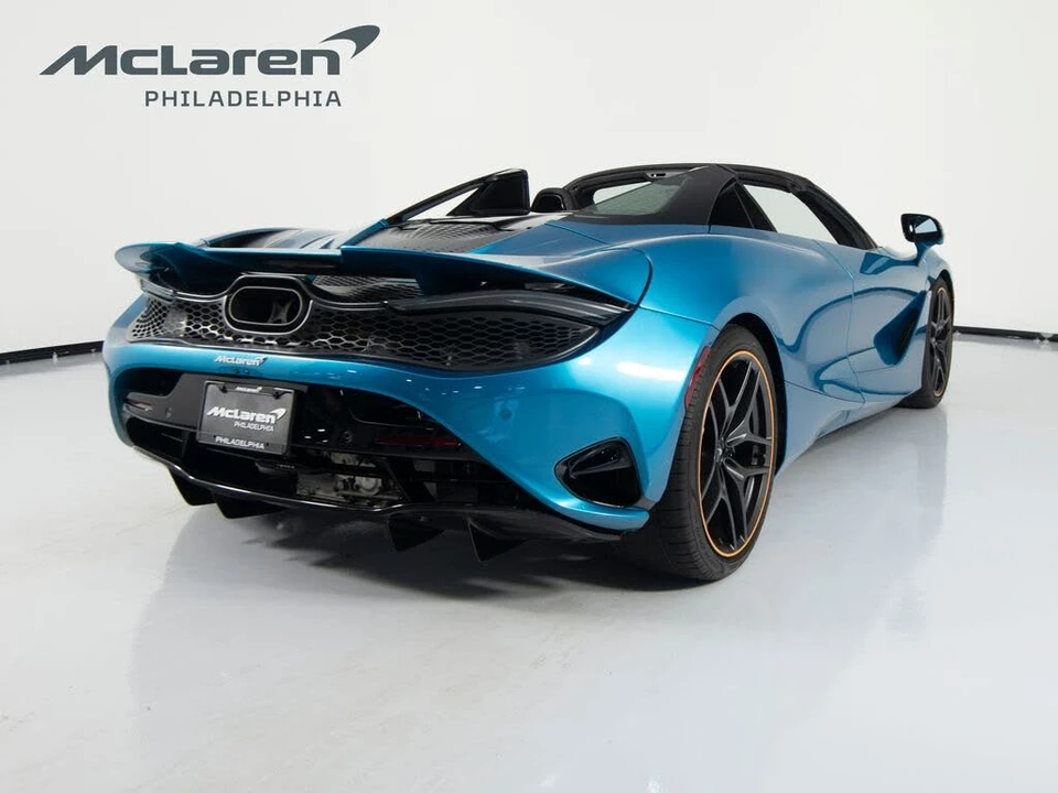 2024 McLaren 750S Spider - Image 6 of 31