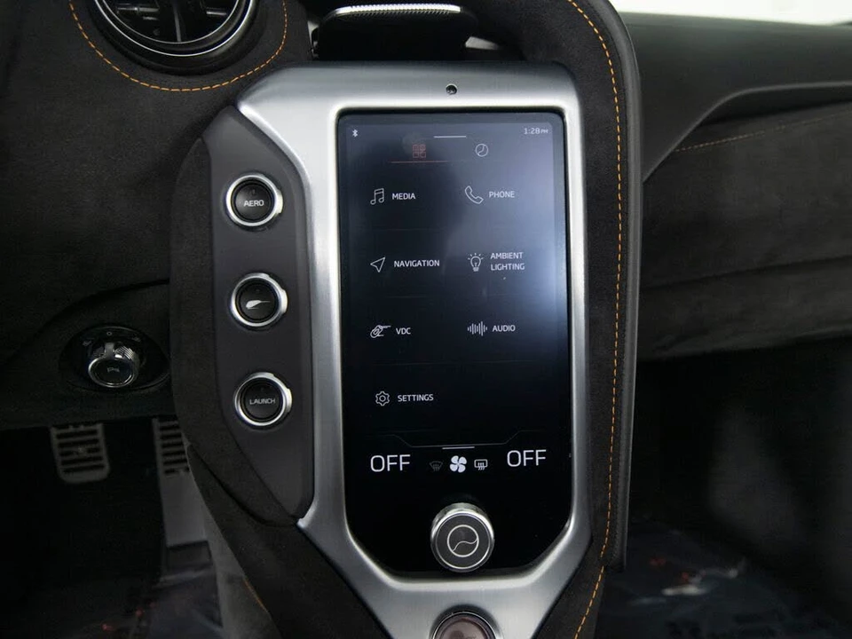 2024 McLaren 750S Spider - Image 24 of 31