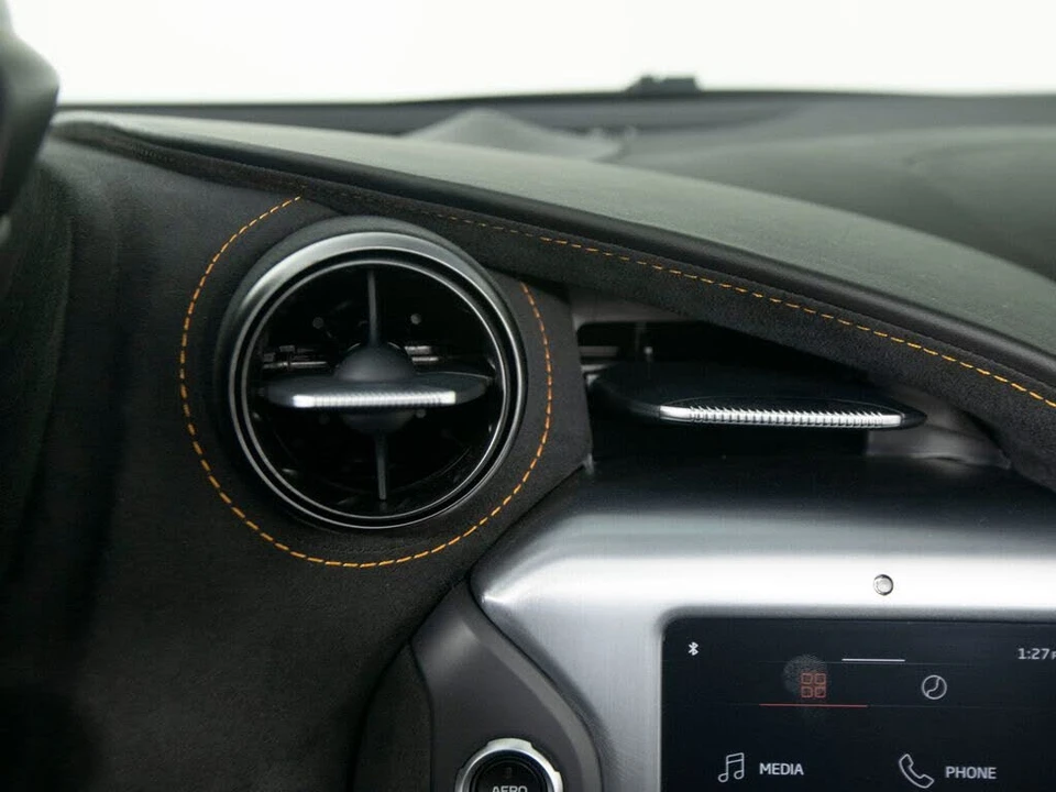 2024 McLaren 750S Spider - Image 23 of 31