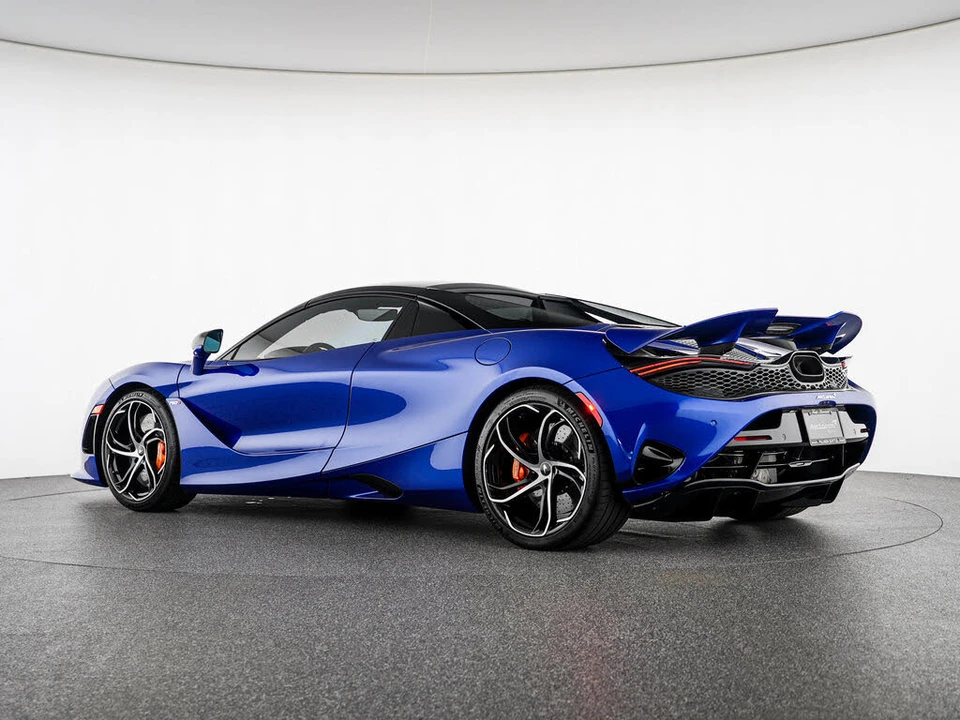 2024 McLaren 750S Spider - Image 17 of 31