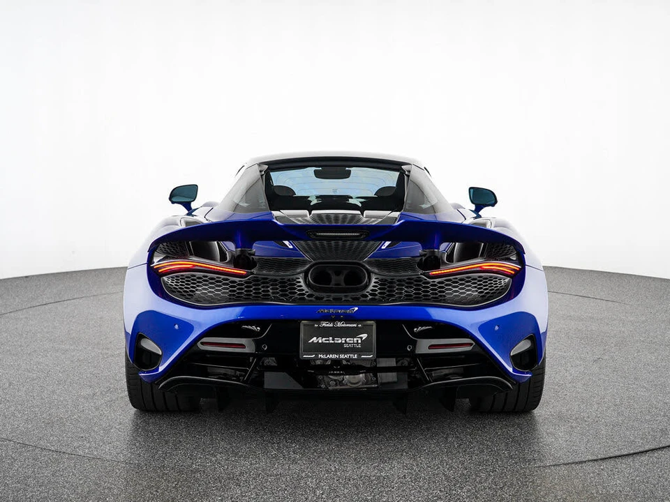 2024 McLaren 750S Spider - Image 18 of 31
