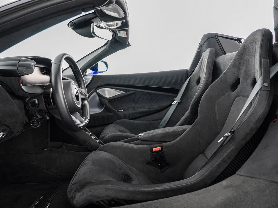 2024 McLaren 750S Spider - Image 24 of 31
