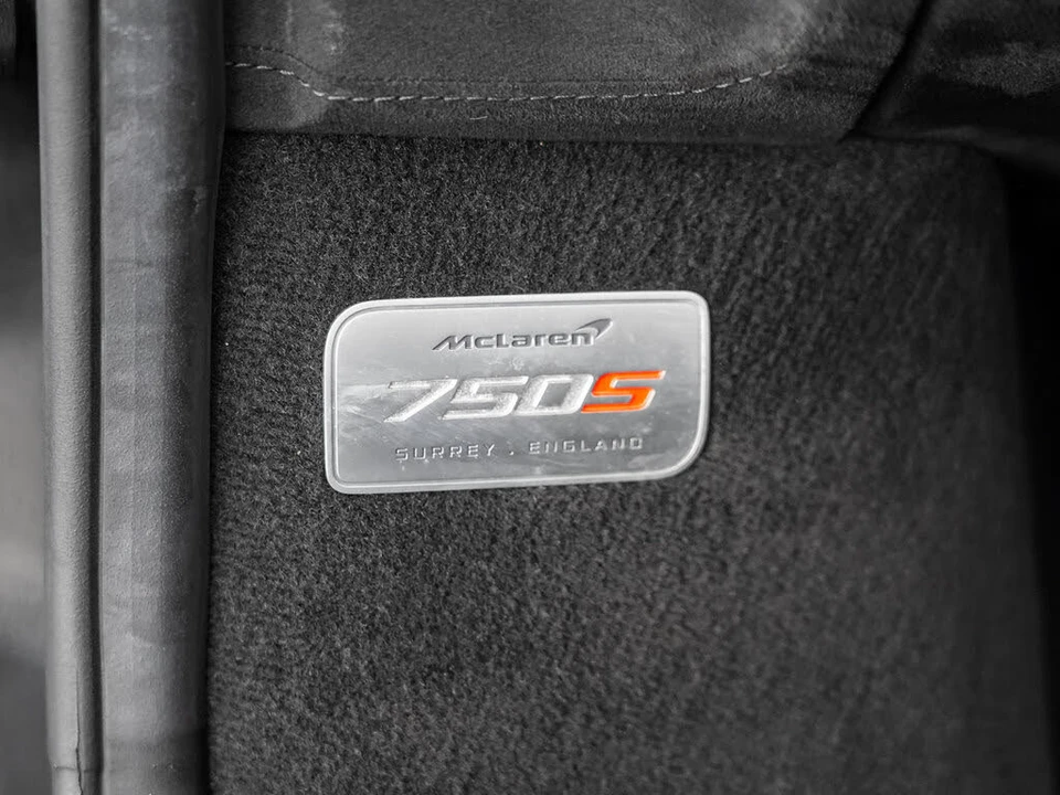2024 McLaren 750S Spider - Image 12 of 31
