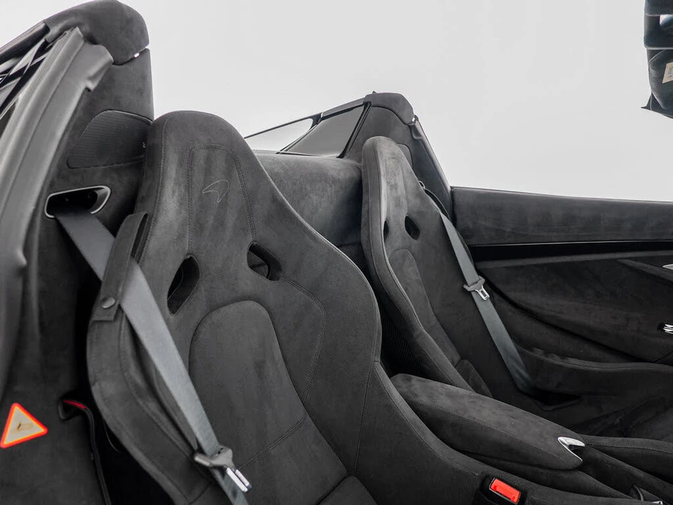 2024 McLaren 750S Spider - Image 7 of 31