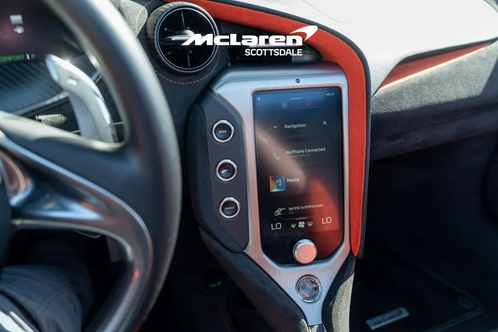 2024 McLaren 750S Spider - Image 15 of 31