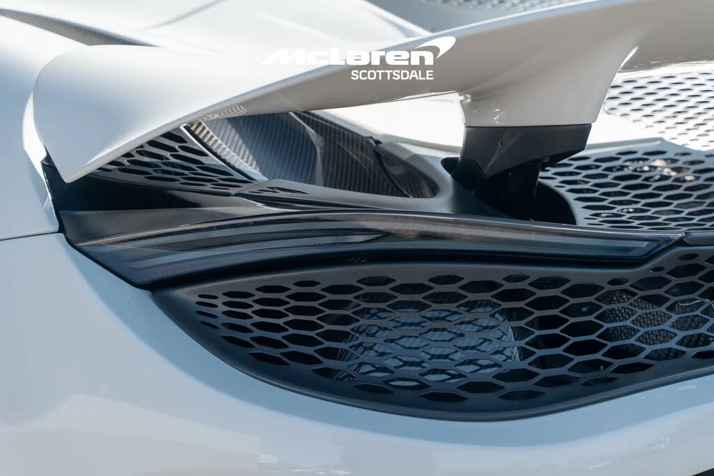 2024 McLaren 750S Spider - Image 30 of 31