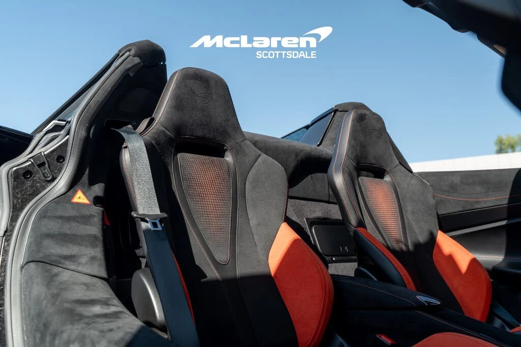 2024 McLaren 750S Spider - Image 12 of 31