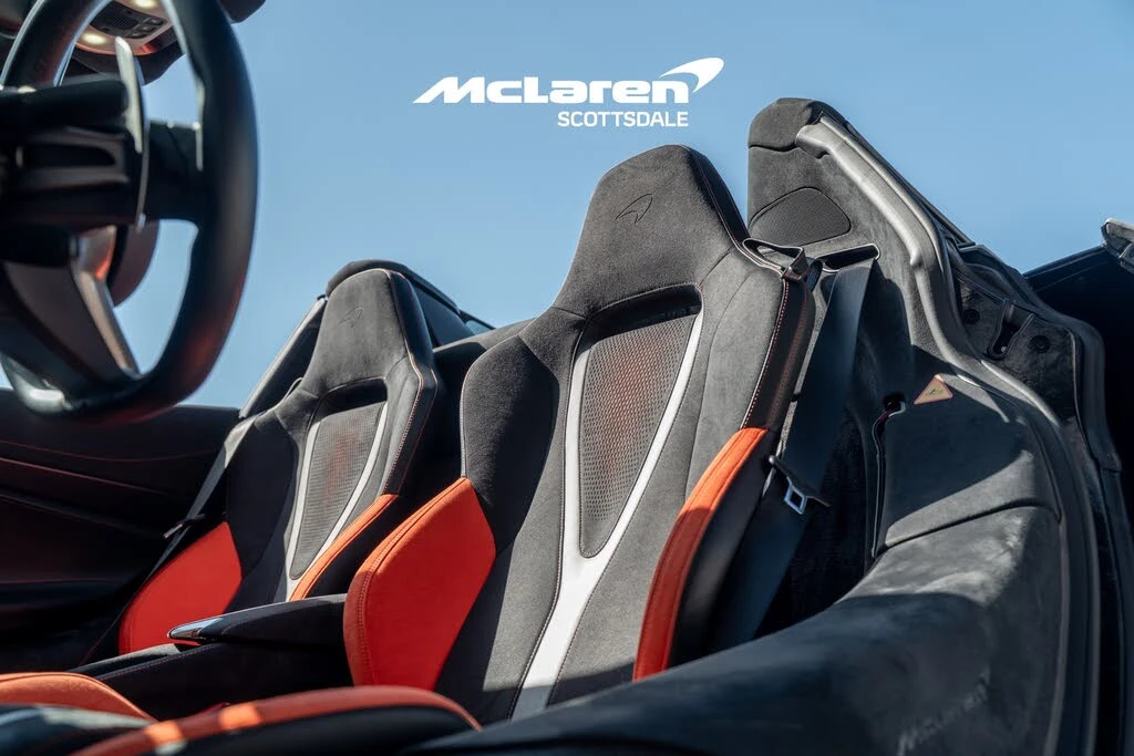 2024 McLaren 750S Spider - Image 11 of 31