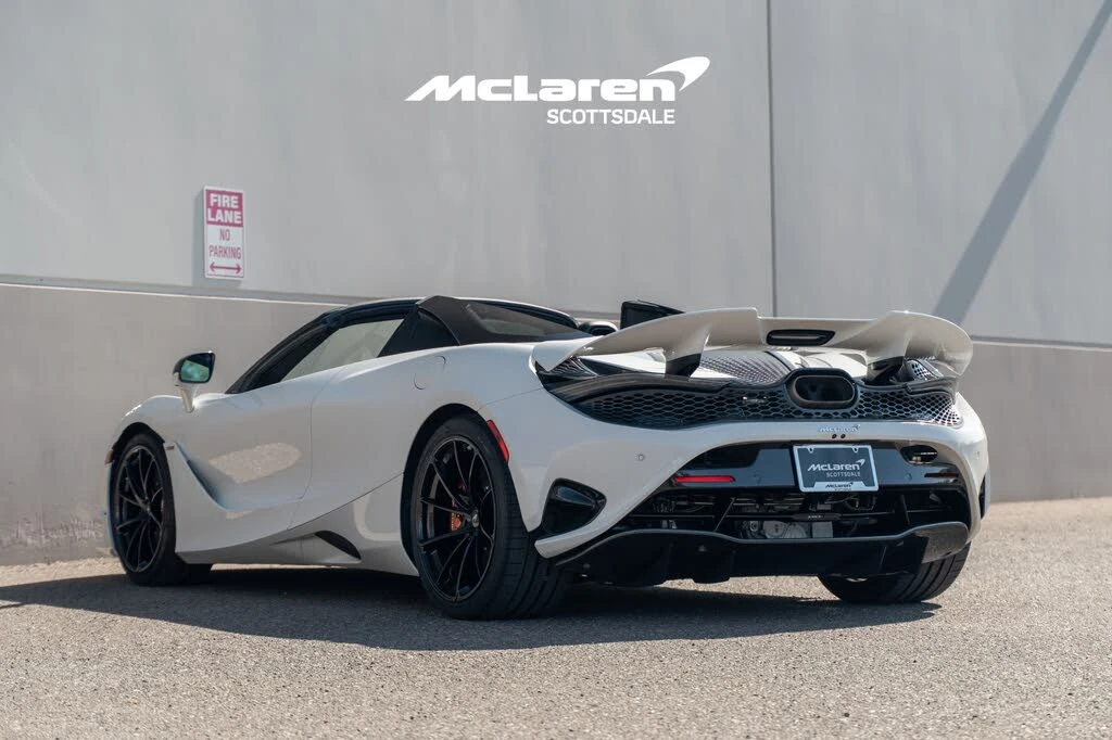 2024 McLaren 750S Spider - Image 5 of 31