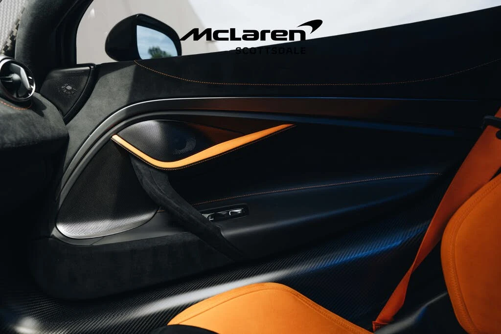 2024 McLaren 750S Spider - Image 31 of 31