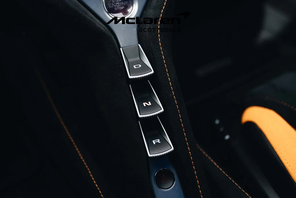 2024 McLaren 750S Spider - Image 29 of 31