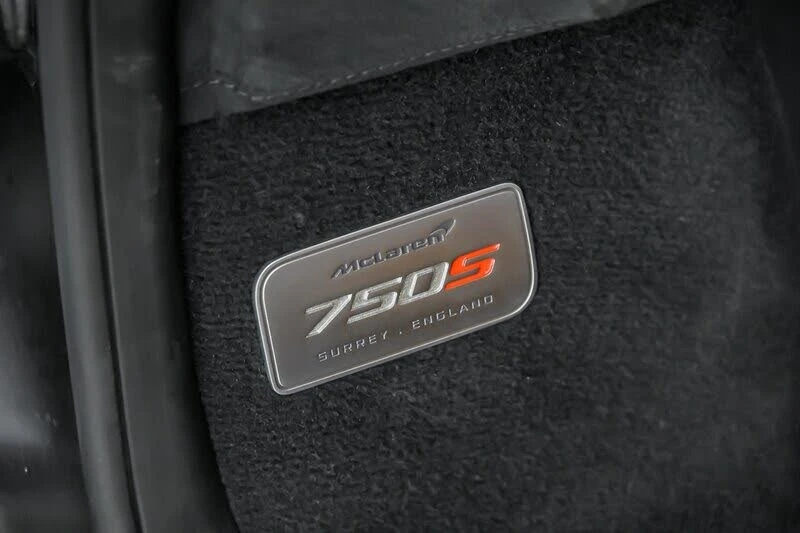 2024 McLaren 750S Spider - Image 24 of 31