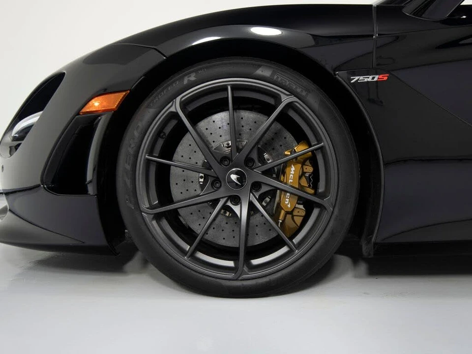2024 McLaren 750S Spider - Image 10 of 31