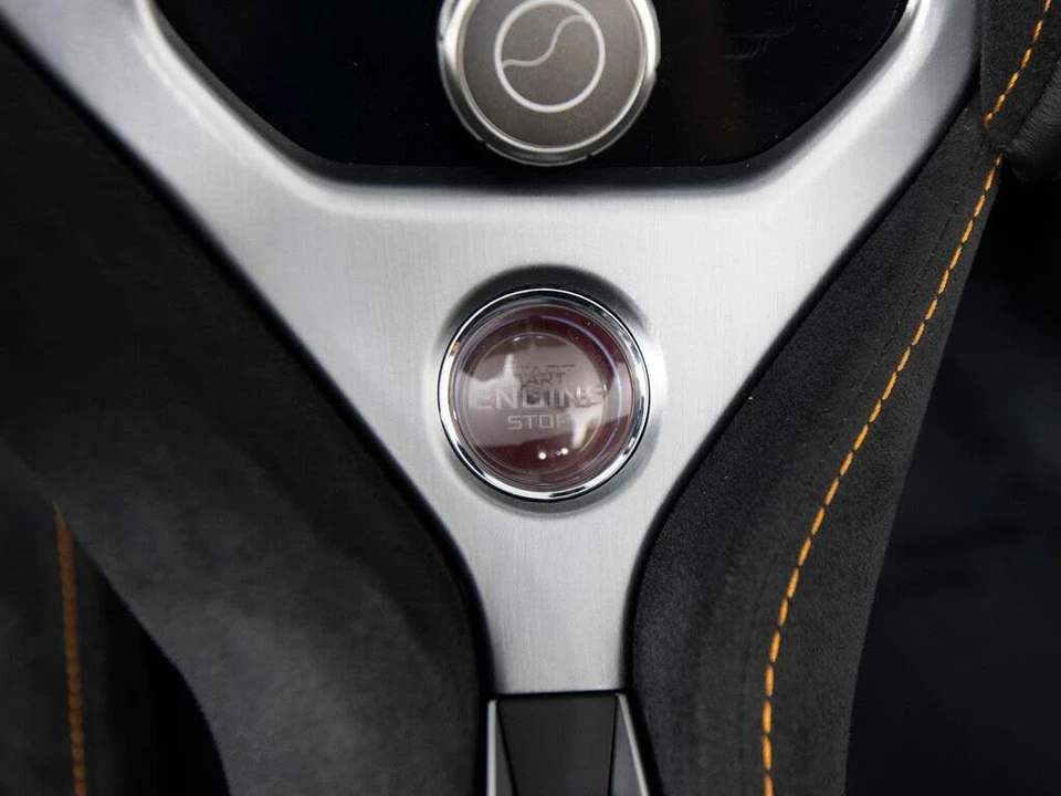 2024 McLaren 750S Spider - Image 22 of 31