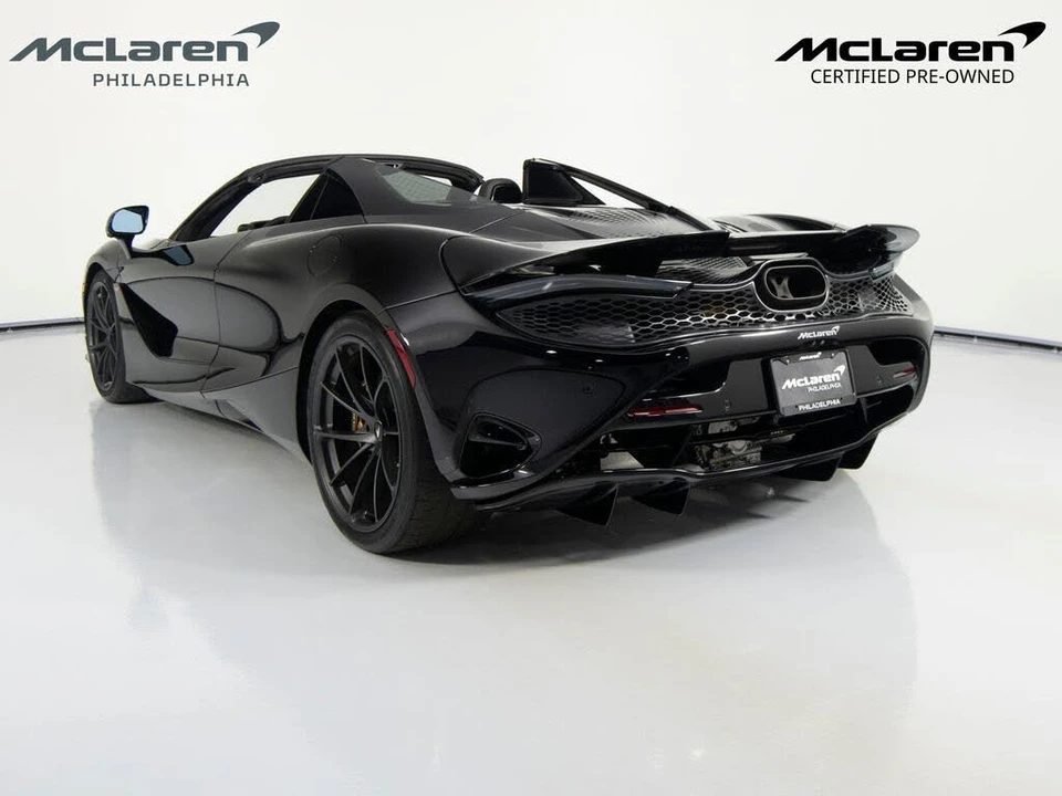 2024 McLaren 750S Spider - Image 8 of 31